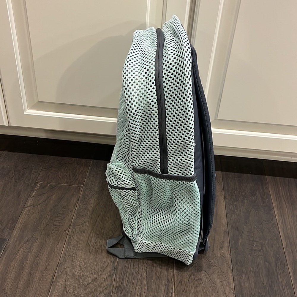 Adidas Hermosa 2 Mesh Backpack School Bag new aqua new Mens Womens Unisex - Picture 4 of 14